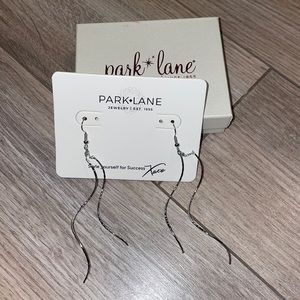 Silver dangling earrings